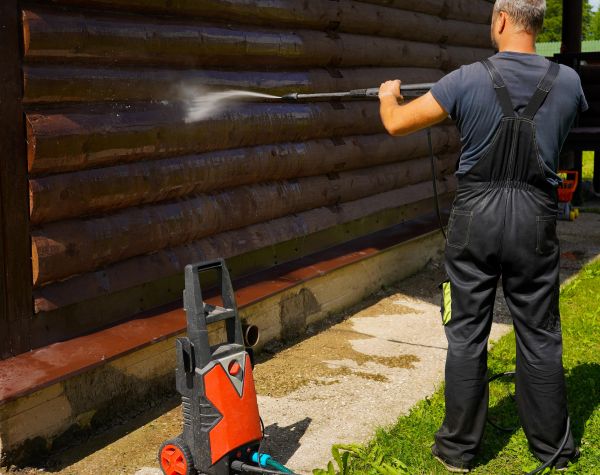 Log Home Pressure Washing in Hilton Head Island